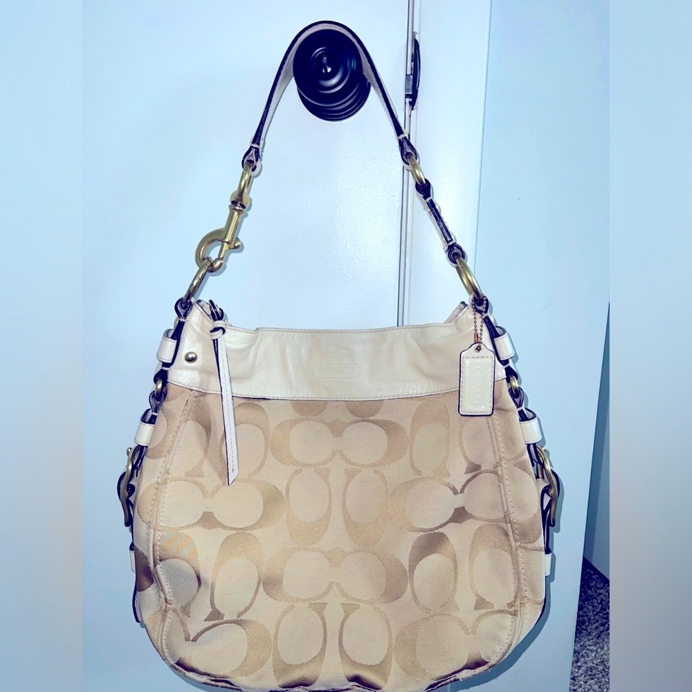 Coach- Zoe Signature Ivory/Tan, Signature Print Canvas Leather Shoulder Bag